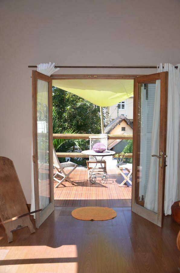 Serin Du Cap Blue Bay Exterior photo